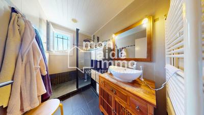 Maison - 183 m² - 6 pièces