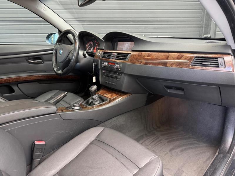 Bmw Série 3 Coupe 330d 231 Luxe + Toit Ouvrant