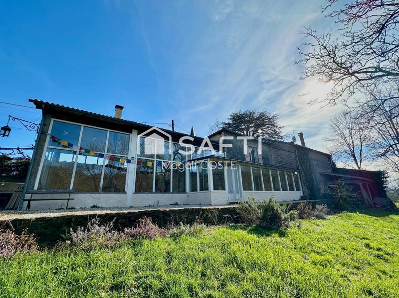 Maison - 440 m² - 12 pièces