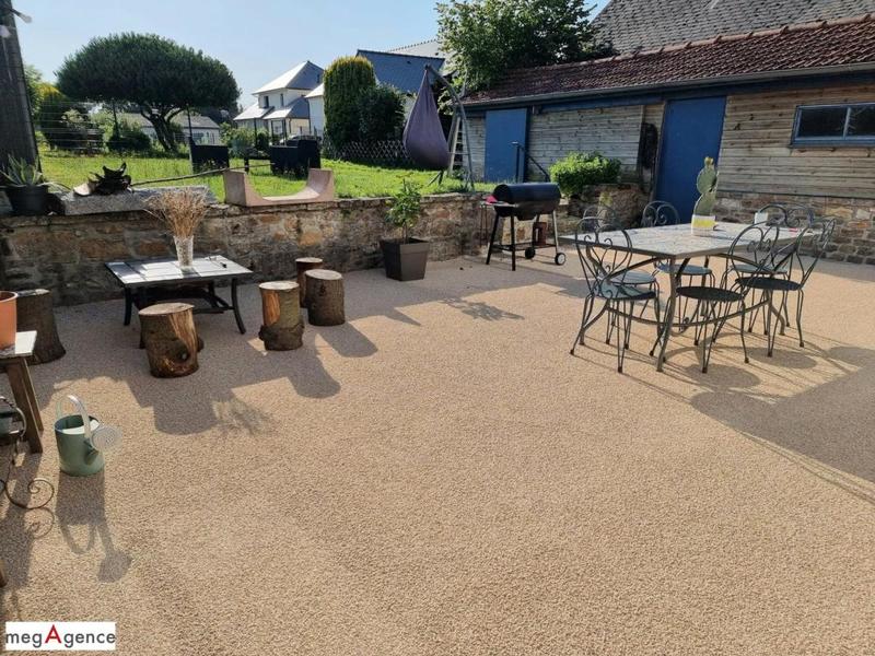 Maison - 205 m² - 7 pièces