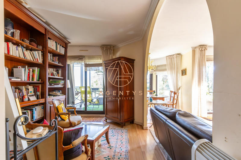 Appartement - 86 m² - 4 pièces