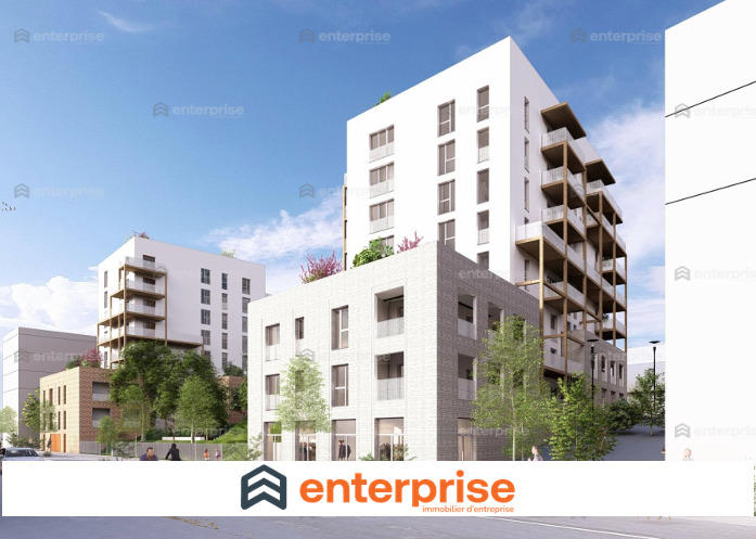 Local commercial - 196 m²