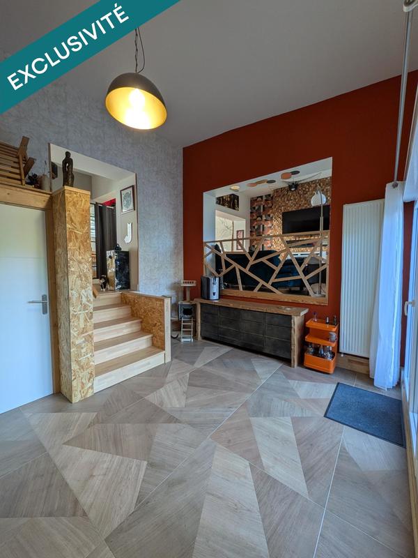 Maison - 137 m² - 6 pièces