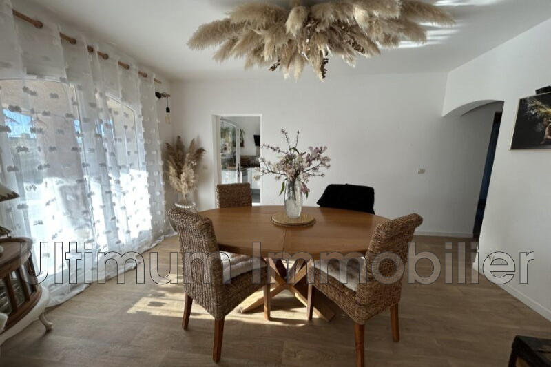 Villa - 117 m² - 5 pièces