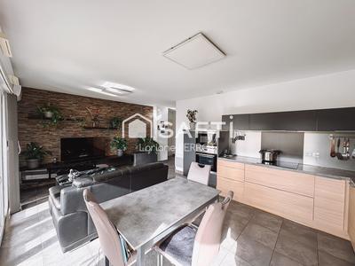 Appartement - 64 m² - 3 pièces