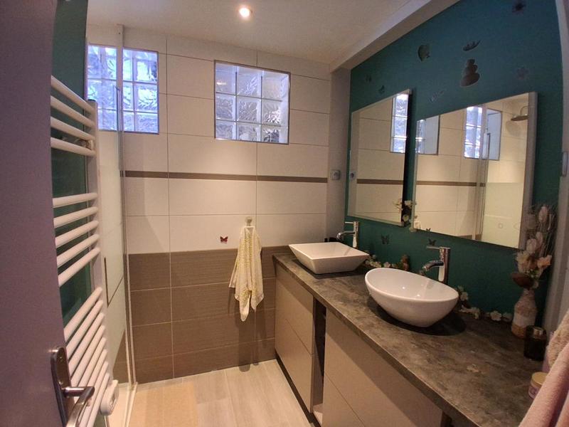 Maison - 140 m² - 6 pièces