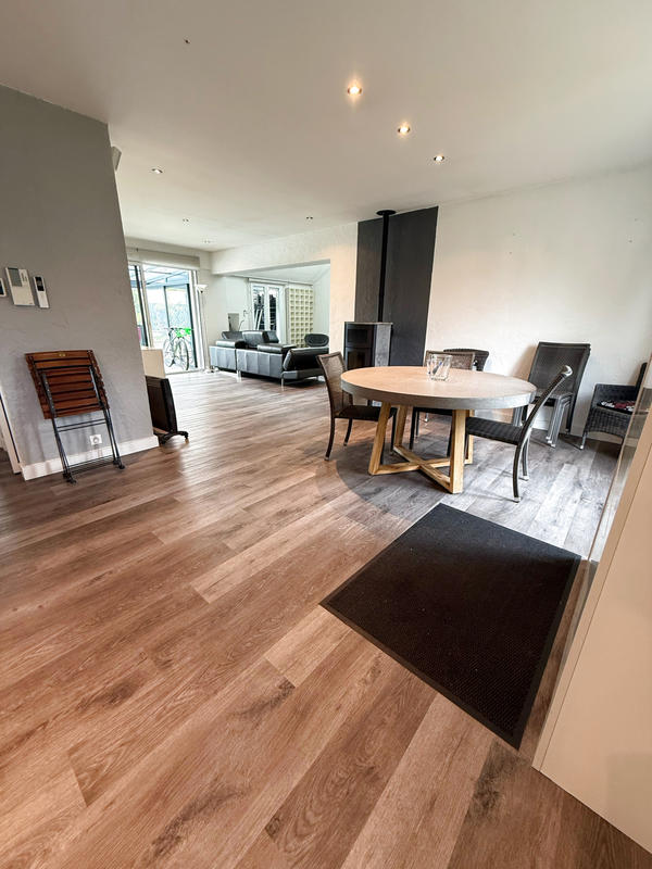 Maison - 177 m² - 6 pièces