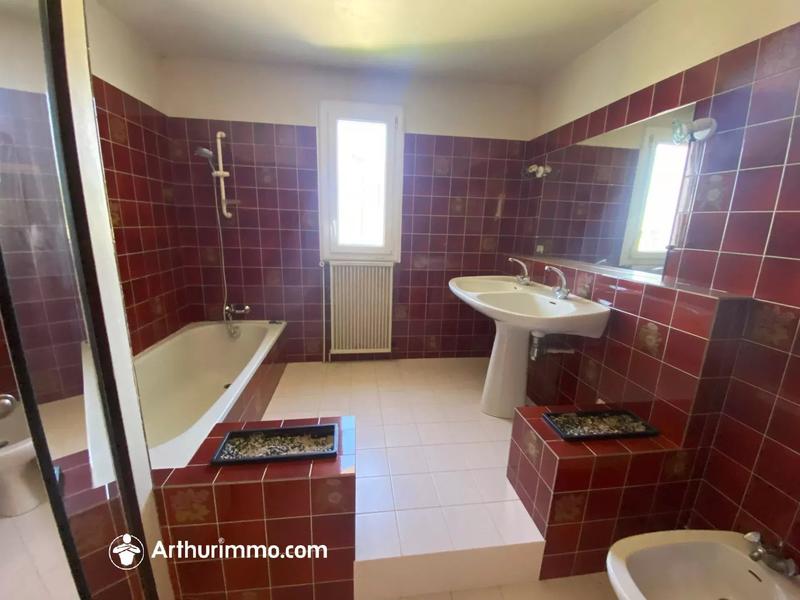 Maison - 145 m² - 5 pièces