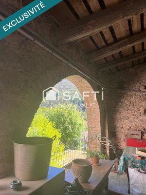 Maison - 150 m² - 7 pièces