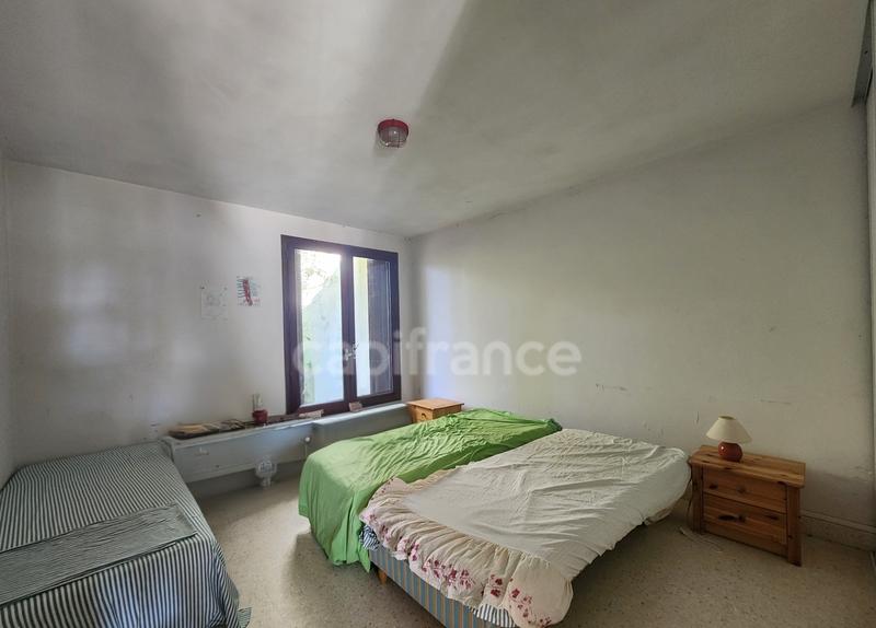 Maison - 200 m² - 8 pièces