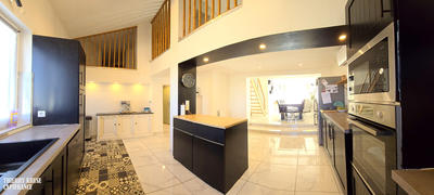 Maison de campagne - 263 m² - 9 pièces