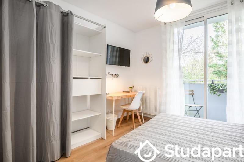 Chambre - 9 m² - 1 pièce