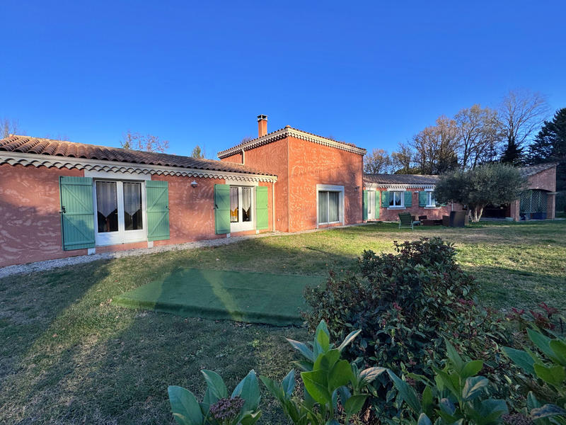 Villa - 153 m² - 5 pièces