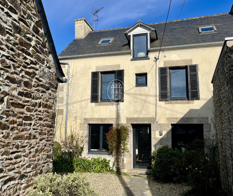 Maison ancienne - 160 m² - 9 pièces