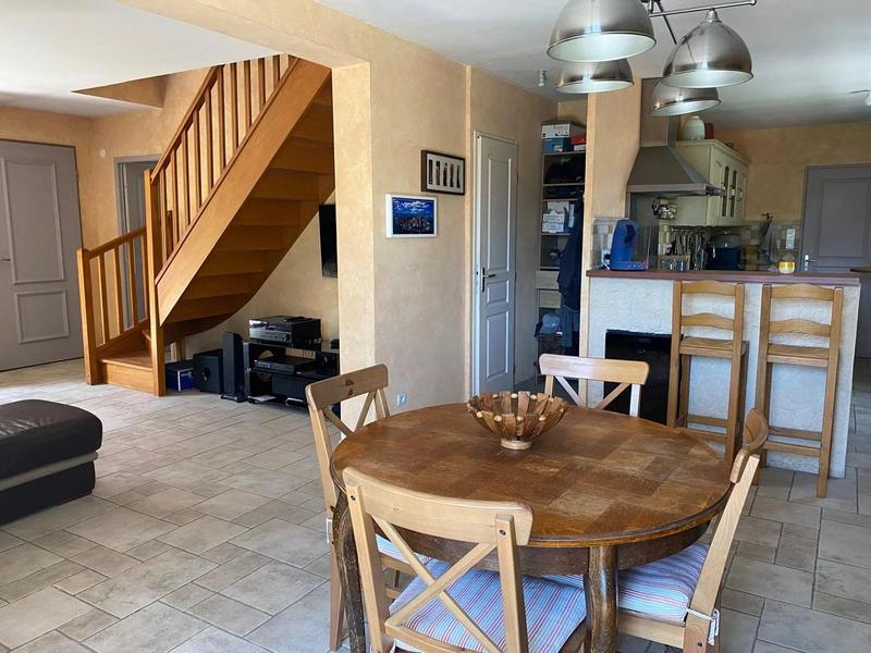 Maison - 91 m² - 5 pièces