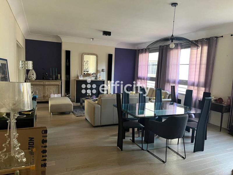 Appartement - 108 m² - 5 pièces