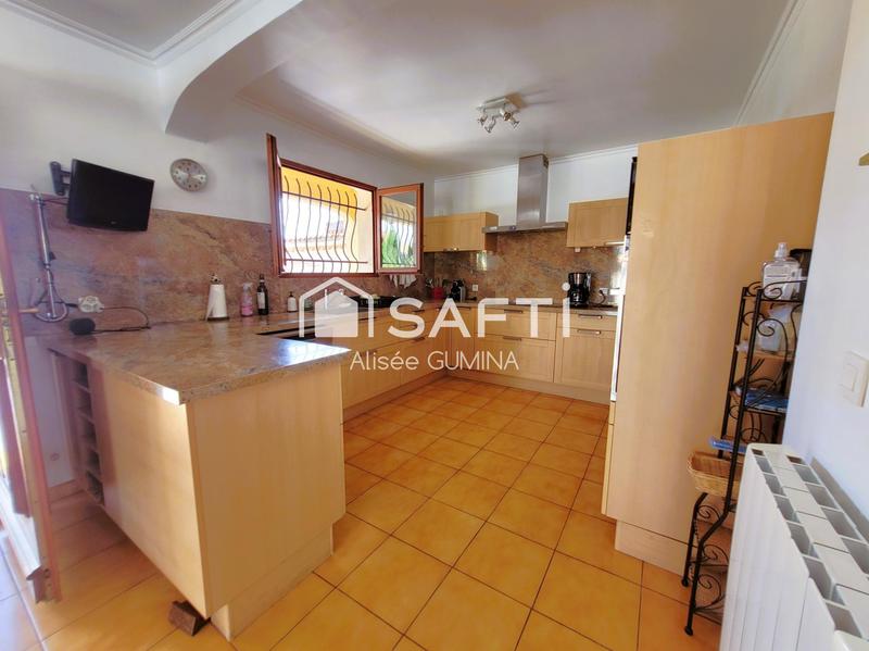 Maison - 159 m² - 4 pièces