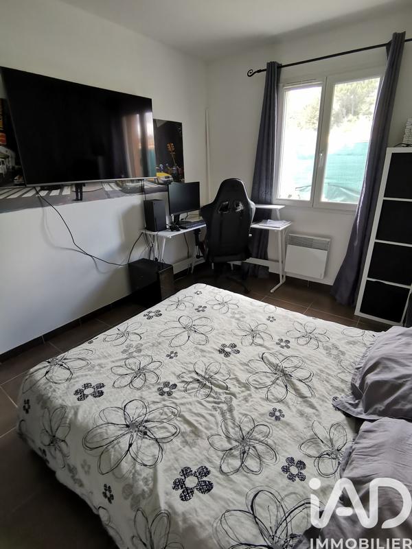 Maison - 90 m² - 5 pièces