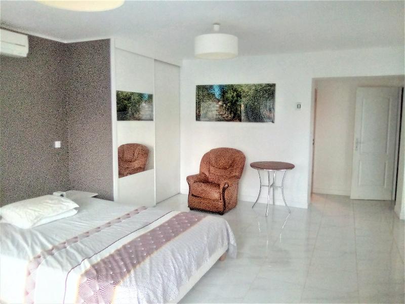 Maison - 195 m² - 6 pièces