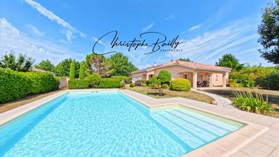 Propriété - 130 m² - 5 pièces