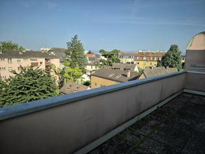 Appartement - 64 m² - 63 pièces