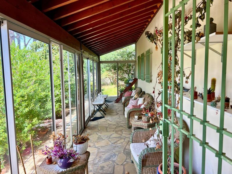 Maison - 221 m² - 5 pièces