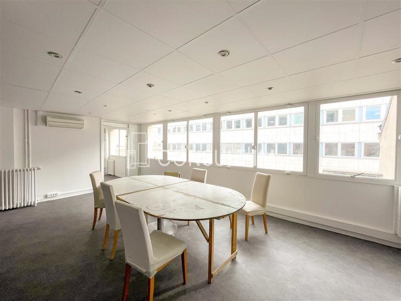 Bureau - 65 m² - 4 pièces