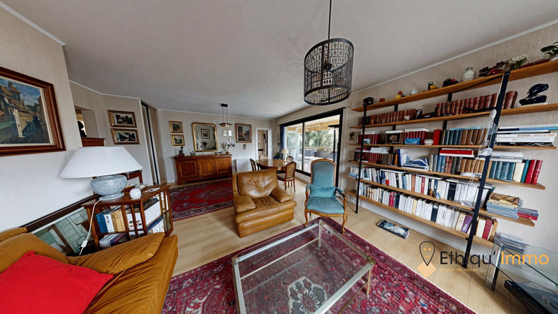 Appartement - 84 m² - 4 pièces