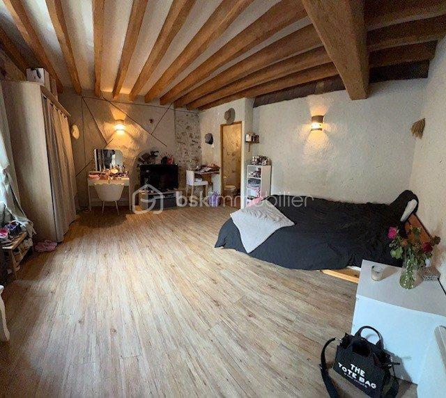 Longère - 280 m² - 8 pièces