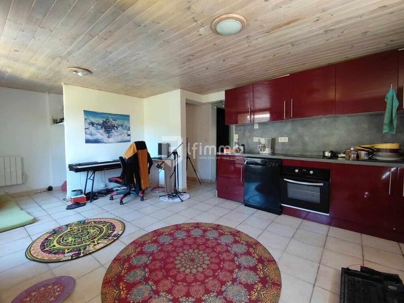 Immeuble - 113 m² - 6 pièces