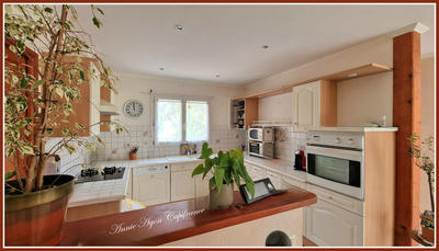 Maison - 161 m² - 5 pièces