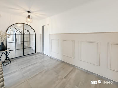 Appartement - 140 m² - 5 pièces