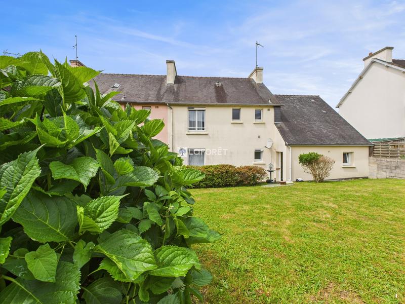 Maison traditionnelle - 119 m² - 5 pièces