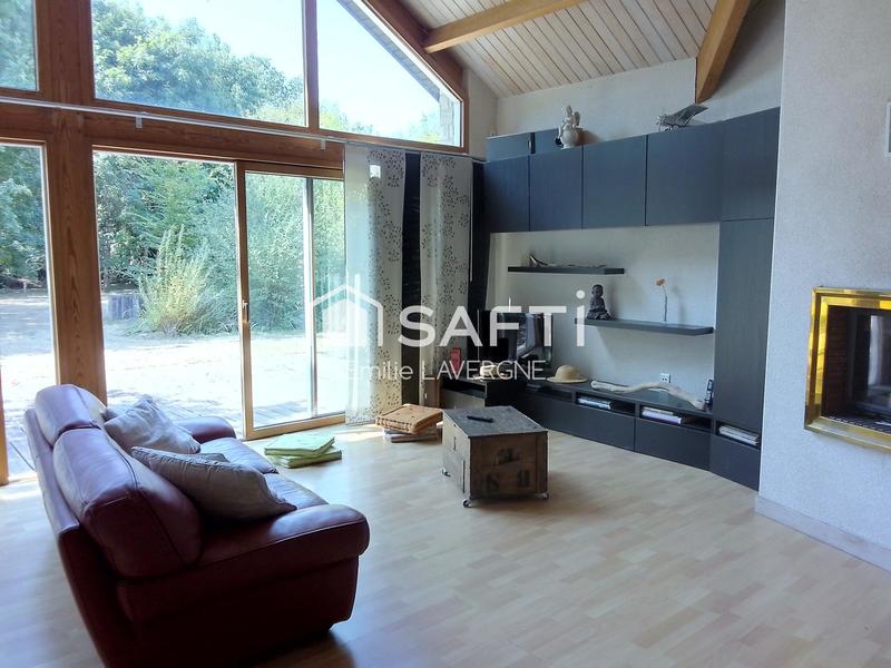 Maison - 185 m² - 7 pièces