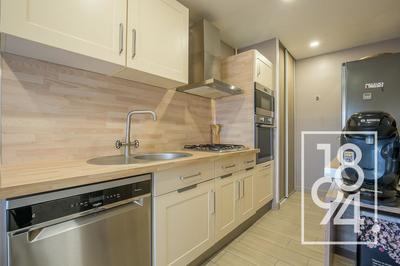 Appartement - 81 m² - 4 pièces