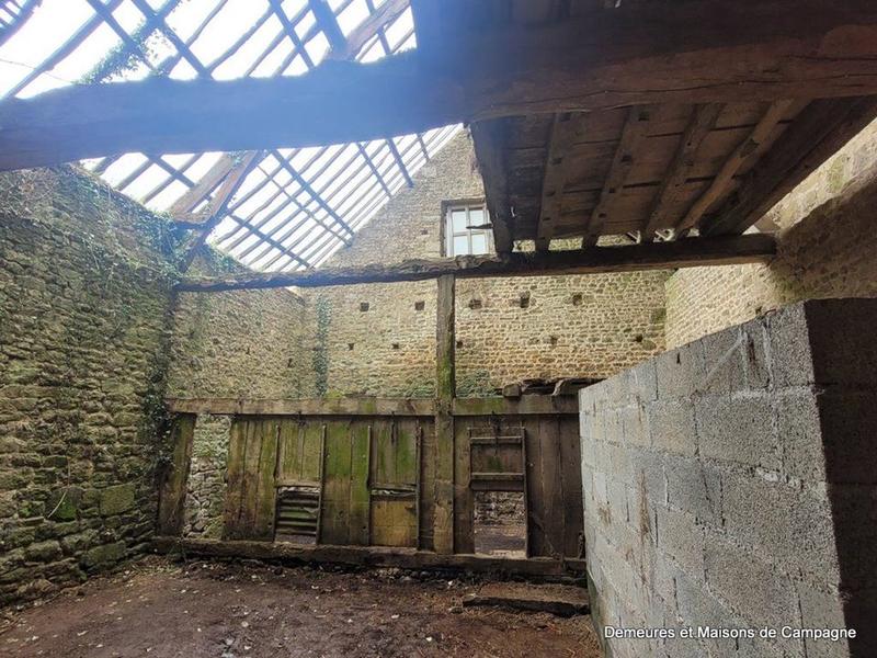 Grange - 130 m² - 1 pièce