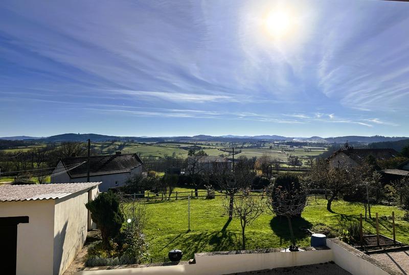 Maison - 105 m² - 4 pièces