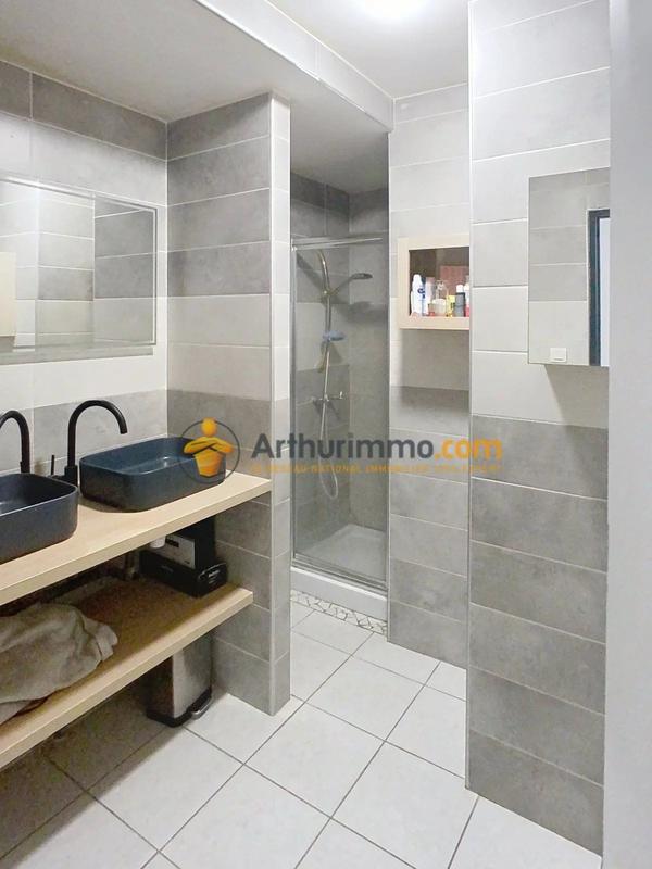 Maison - 190 m² - 9 pièces