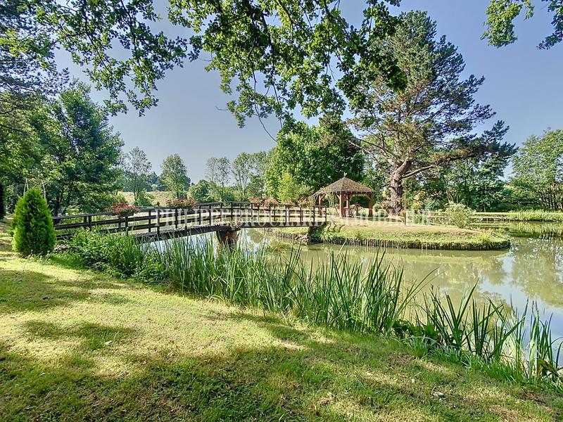 Terrain de loisirs - 9 940 m²