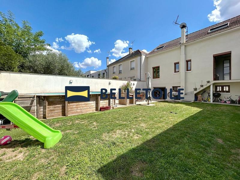 Maison - 140 m² - 6 pièces