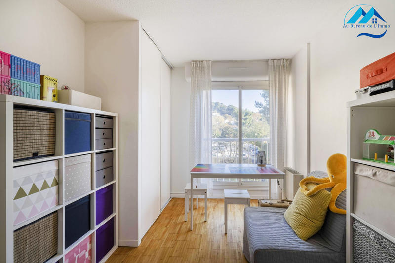 Appartement - 86 m² - 4 pièces