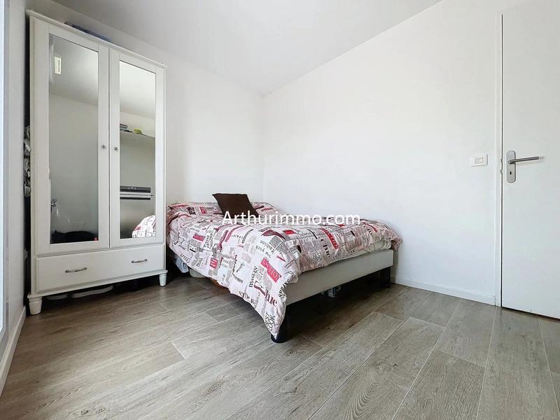 Appartement - 96 m² - 5 pièces