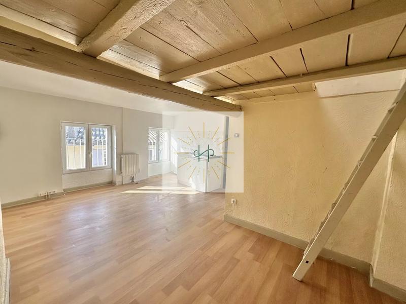 Immeuble - 67 m² - 4 pièces