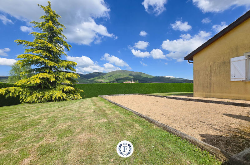 Villa - 250 m² - 8 pièces