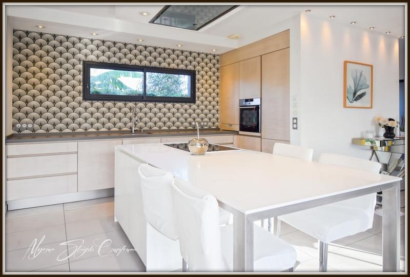 Maison - 150 m² - 5 pièces