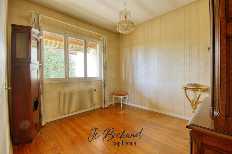 Maison - 254 m² - 6 pièces