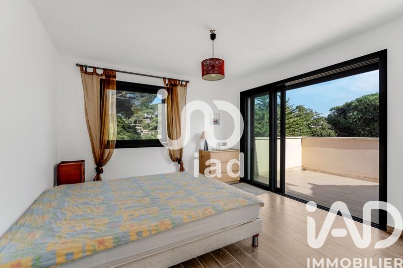 Maison de maîtres - 242 m² - 7 pièces