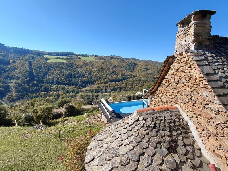 Maison - 151 m² - 6 pièces