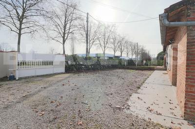 Maison - 340 m² - 10 pièces