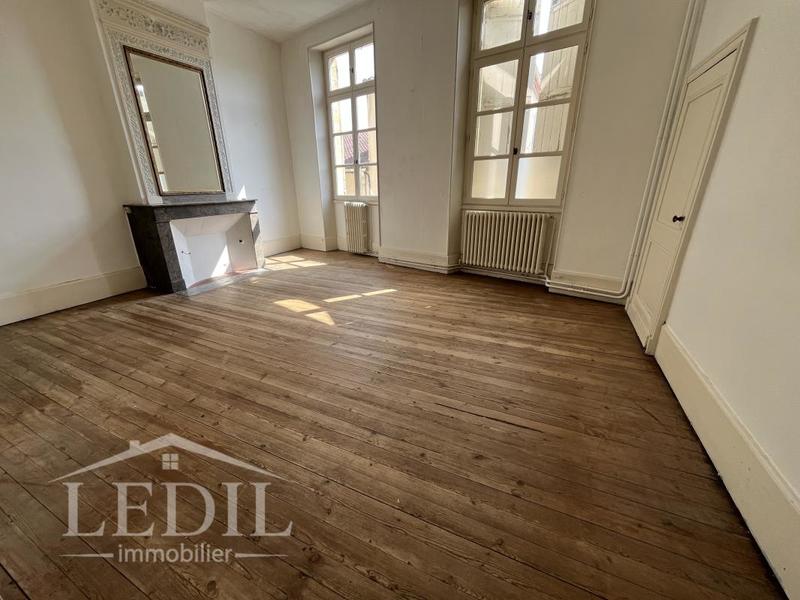 Appartement - 138 m² - 4 pièces